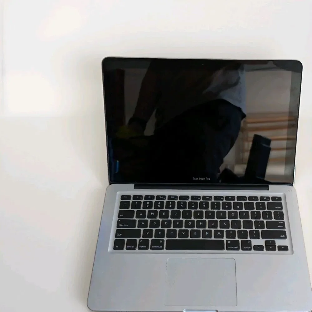 Apple macbook pro